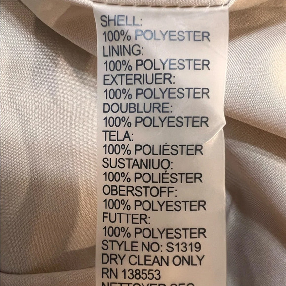 NUE by Shani Lace Floral Nude w/Black Waist/Shoulder Accent Dress. Size 2. NWT - Picture 11 of 14